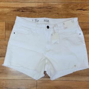 a.n.a Size 12 Mid-Rise White Jean Shorts with Frayed Hem & 3.5inch Inseam